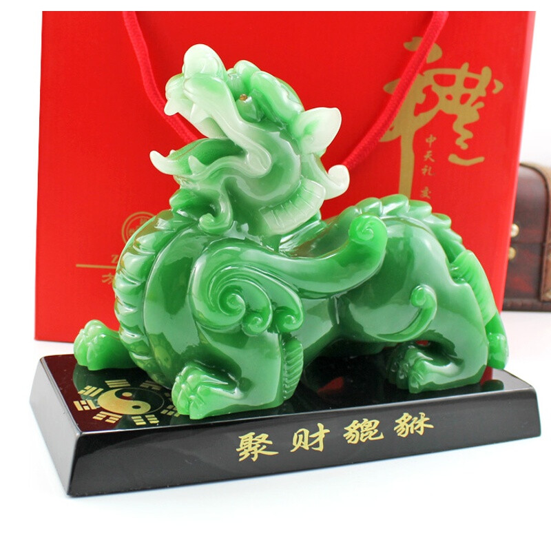 鎮宅納福，招財引貴 仿玉貔貅擺件，家居風水的點睛之筆